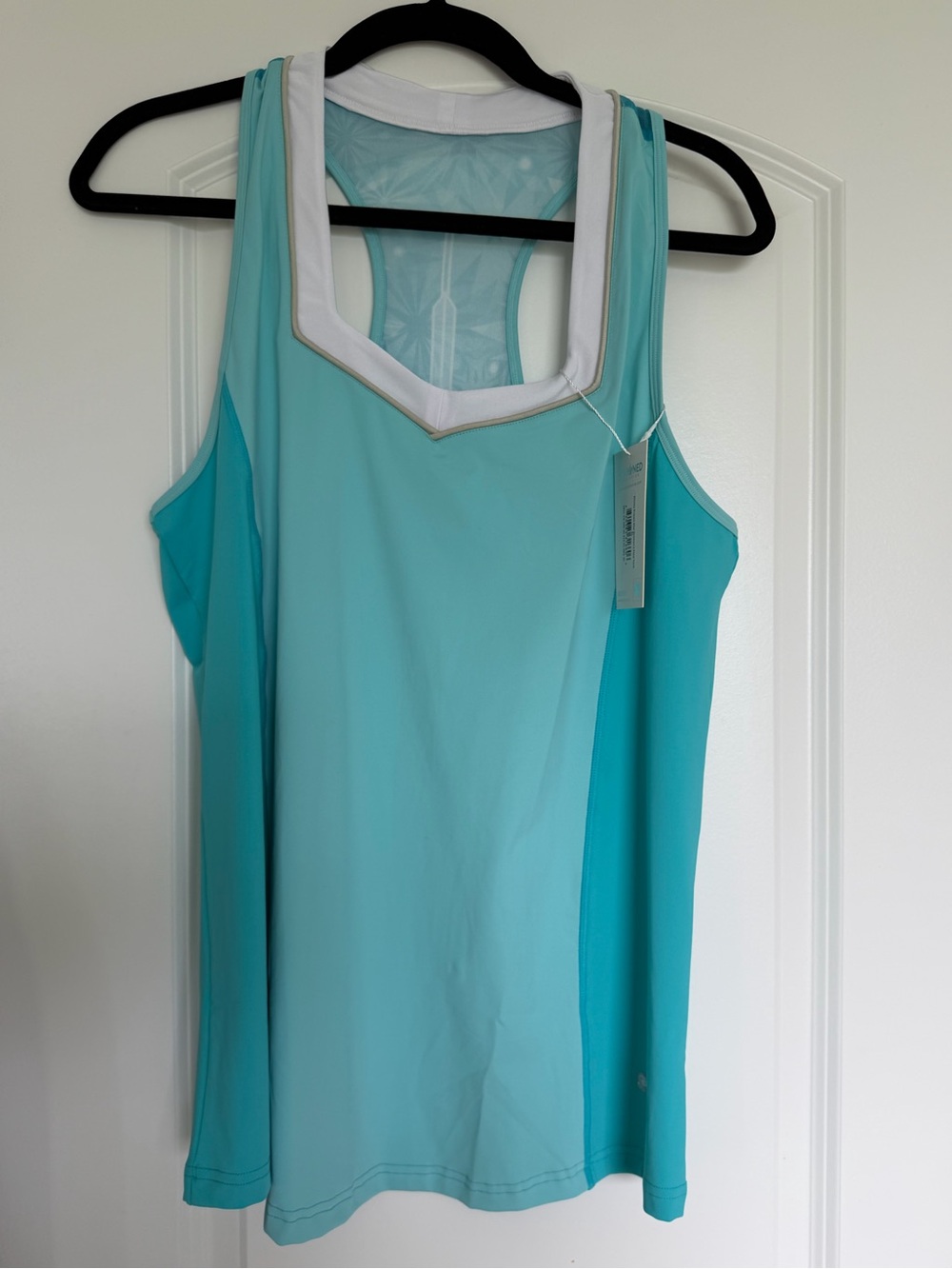 Crowned Athletics Elsa Flow Tank